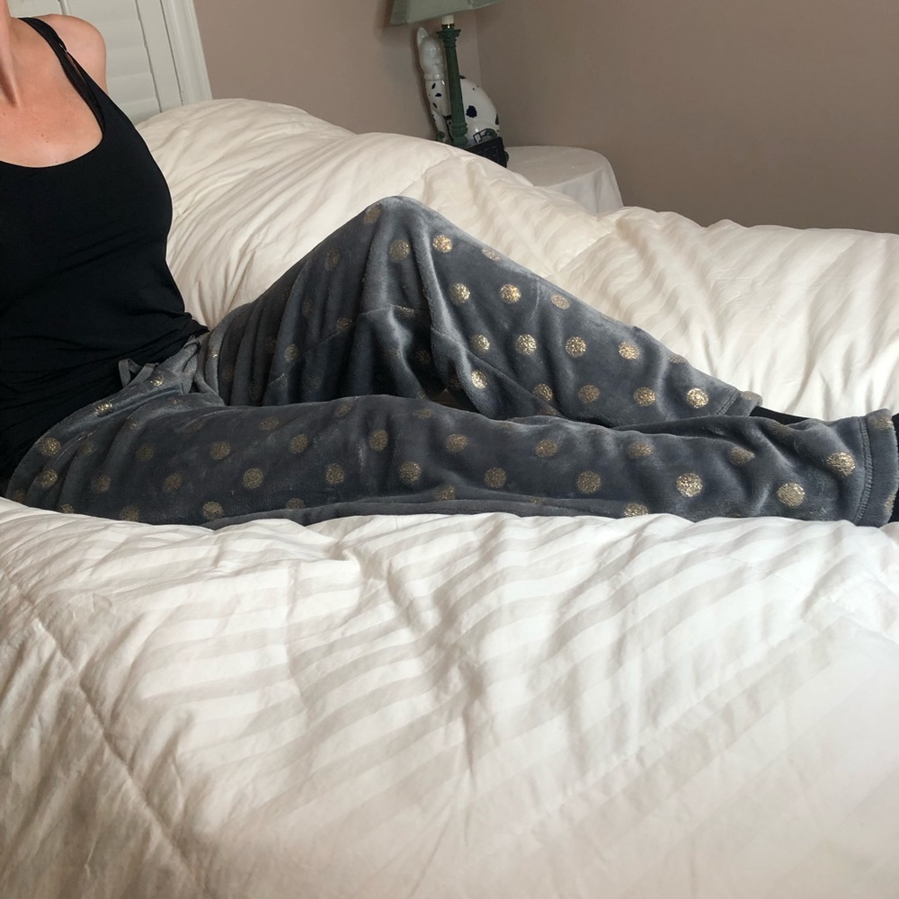 3 LEFT M-XL PLUSH STRECHY JoggerS SOFT Lounging Travel Gray Grey Gold Fleece
